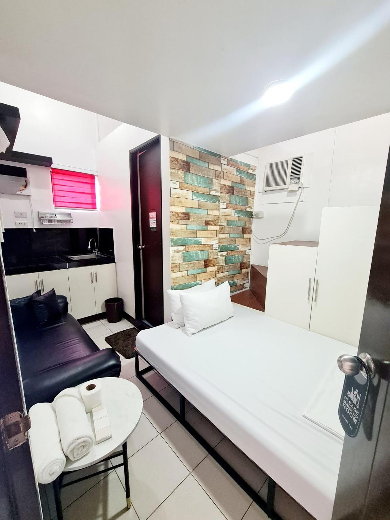 Dasma Lofts Hotel Near Dela Salle Dasma Dasmarinas Exterior photo